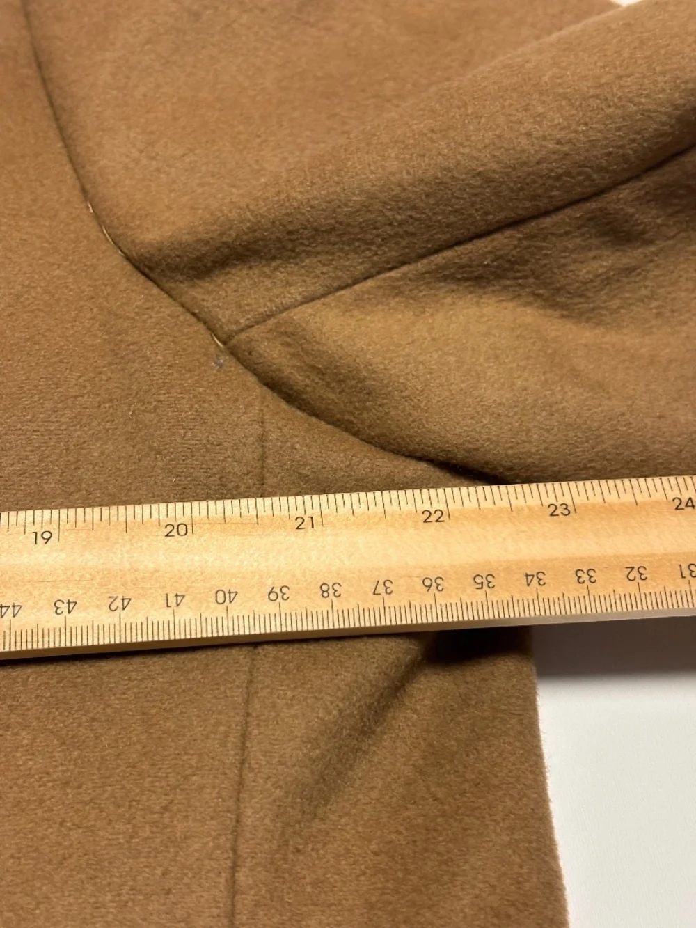 Banana Republic mens tan